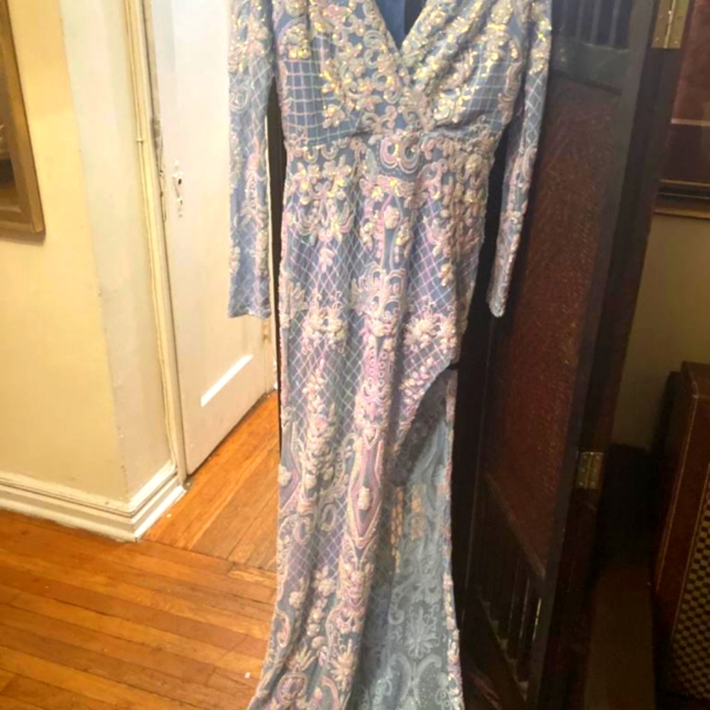 Fashionable dress